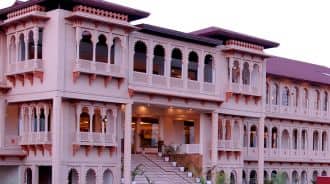 Holiday Village Resort, Anjar 1